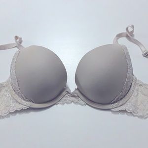 4/$20 Victoria’s Secret Push-up Bra